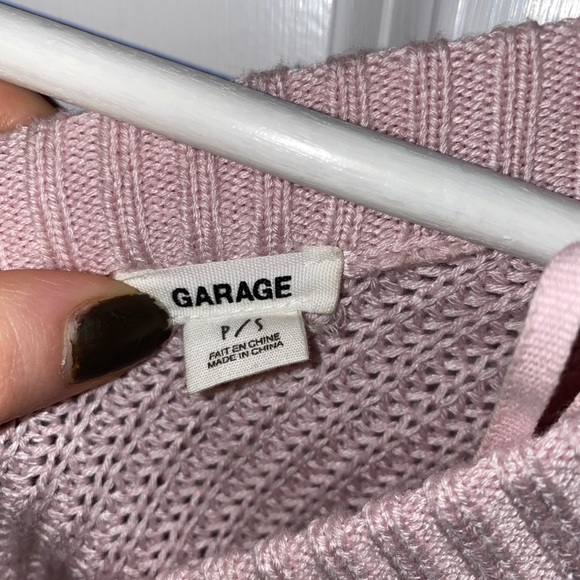 Garage pink oversized v-neck knit sweater - Picture 4 of 4